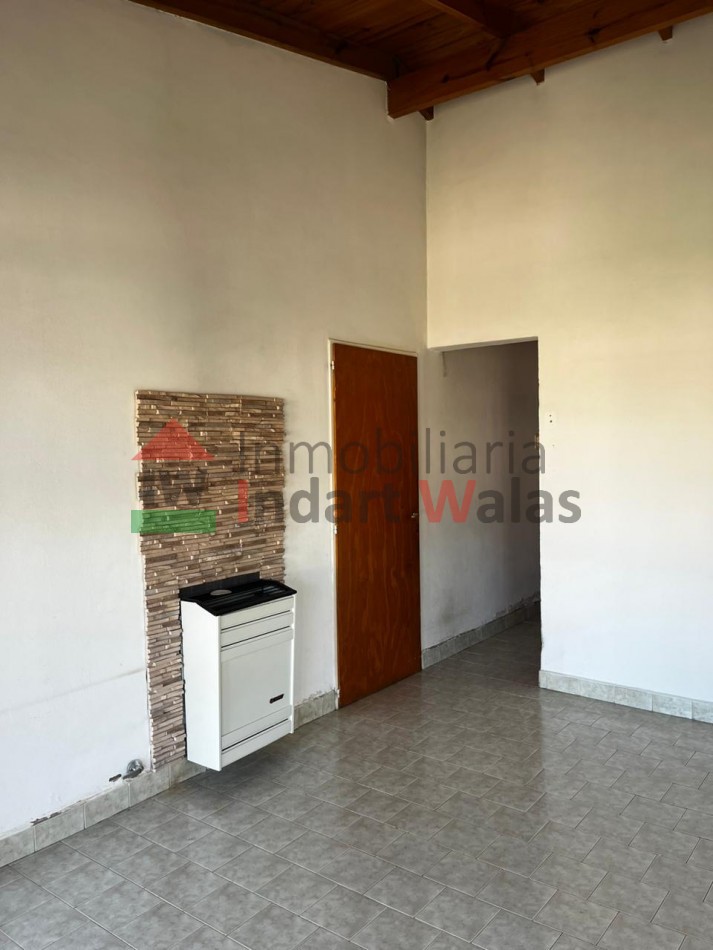 OPORTUNIDAD! CASA EN VENTA EN ESQUINA 