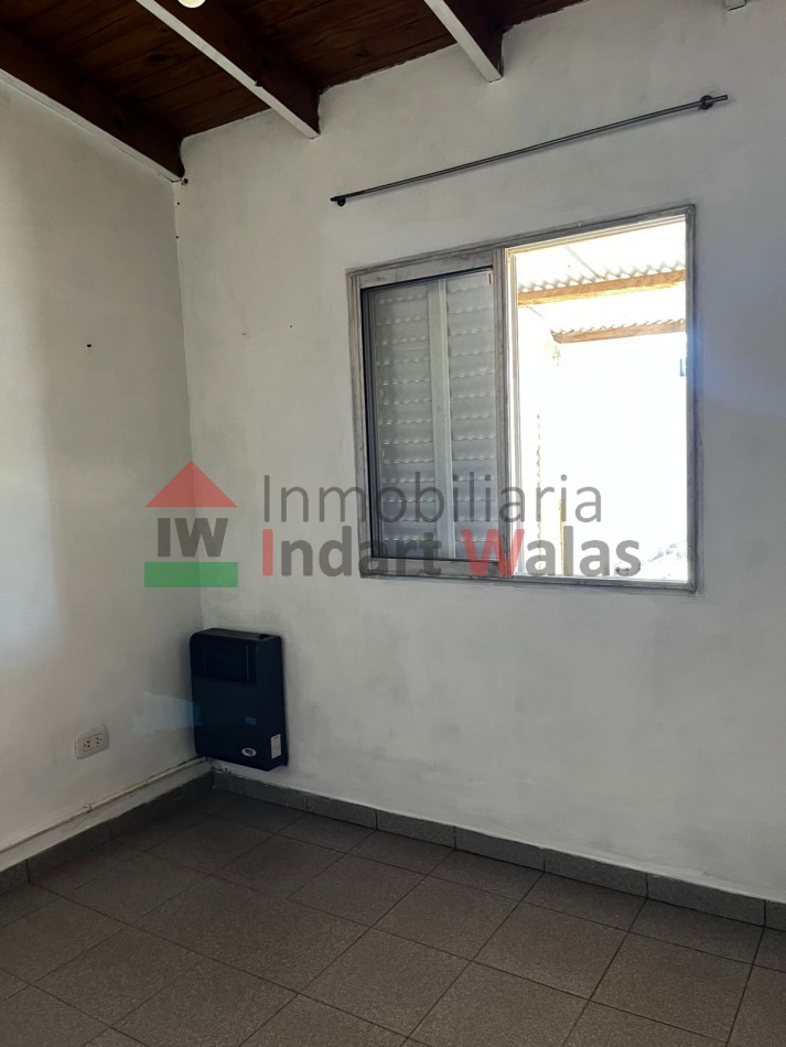 CASA DE BARRIO CON AMPLIACION