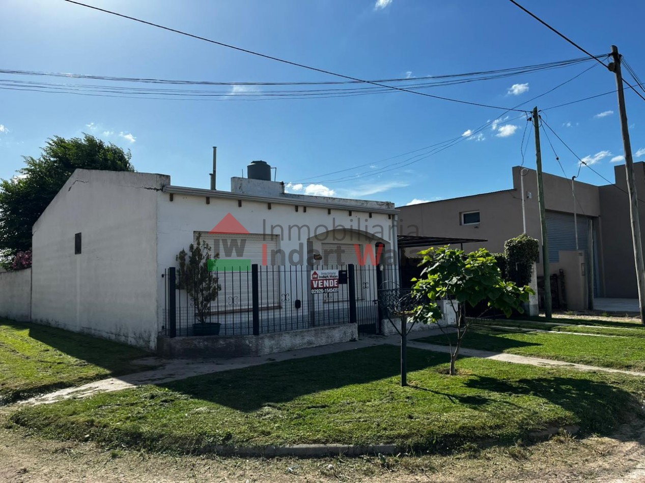 OPORTUNIDAD! CASA EN VENTA EN ESQUINA 